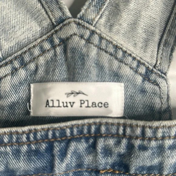 CAIIUV Place denim overalls dress size large - Picture 5 of 6